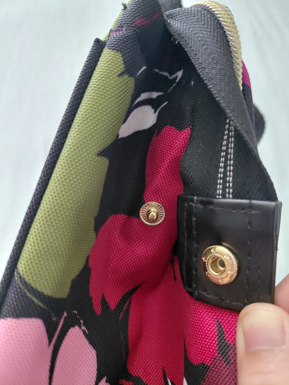 Kate Spade New York Floral Lunch Bag - Picture 8 of 8